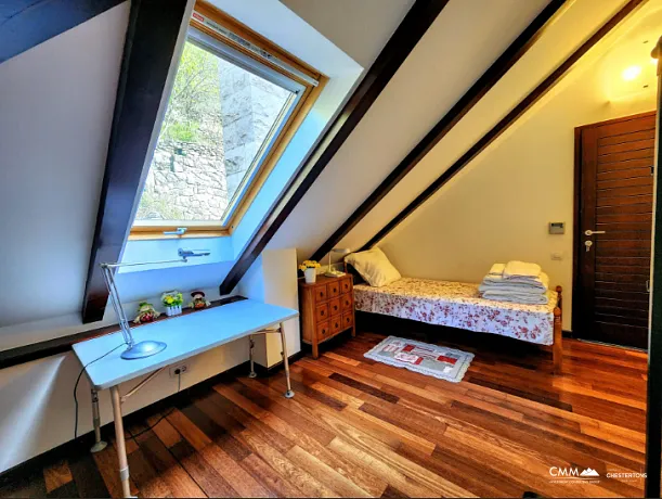 Rustovo'da 5 Yatak Odalı Villa, 392 m²